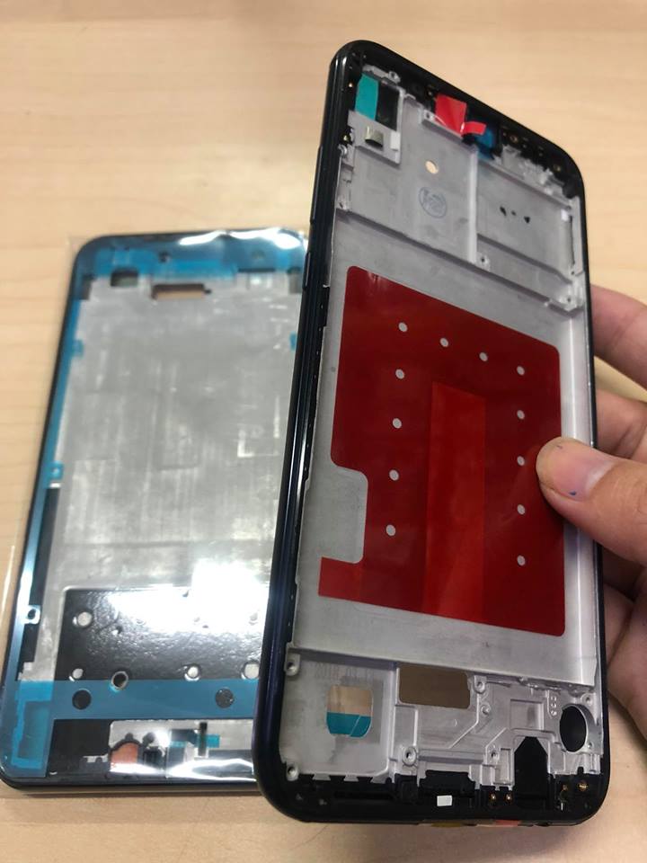 Thay Vỏ Sườn Màn Hình Huawei Nova 3E Chính Hãng thay thế cho khách hàng là hàng mới 100%, giống hệt với nắp lưng cũ theo máy, sau khi thay thế xong chiếc điện thoại của bạn sẽ lại trông như ban đầu